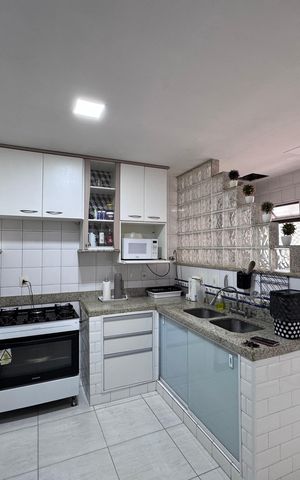 Apartamento à venda com 122m², 3 quartos e 2 vagas Apartamento à venda com 122m², 3 quartos e 2 vagasCozinha