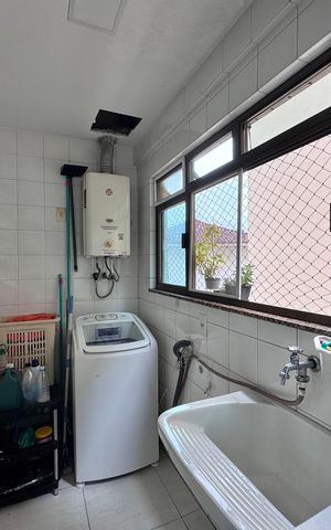 Apartamento à venda com 122m², 3 quartos e 2 vagas Apartamento à venda com 122m², 3 quartos e 2 vagasCozinha e Área de Serviço