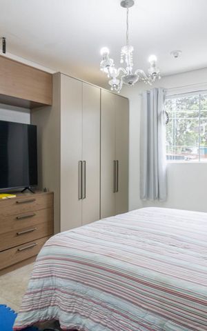 Casa à venda com 140m², 3 quartos e 2 vagasSuíte 2 