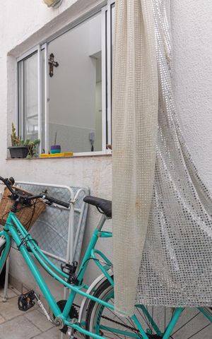 Casa à venda com 140m², 3 quartos e 2 vagasÁrea de Serviço