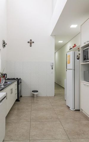 Casa à venda com 140m², 3 quartos e 2 vagasCozinha
