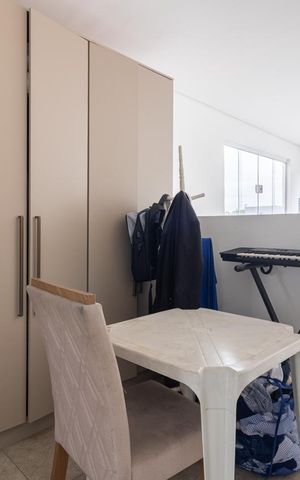 Casa à venda com 140m², 3 quartos e 2 vagasCorredor