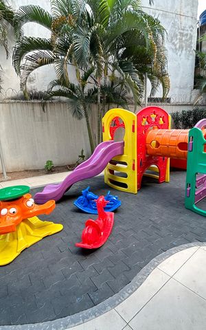Apartamento à venda com 165m², 3 quartos e 2 vagasÁrea comum - Playground