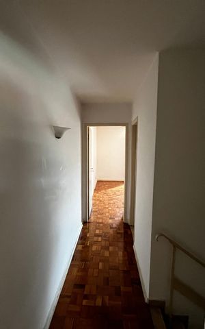 Casa à venda com 150m², 3 quartos e 1 vagaCorredor