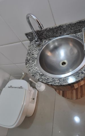 Casa de condomínio para alugar com 123m², 3 quartos e 2 vagasLavabo da Sala