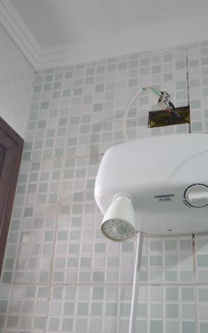 Casa de condomínio para alugar com 123m², 3 quartos e 2 vagasBanheiro da Suíte 2