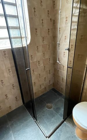 Casa para alugar com 406m², 4 quartos e 6 vagasBanheiro Social 2