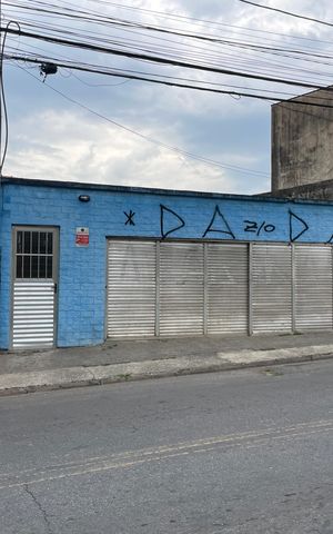 Casa para alugar com 406m², 4 quartos e 6 vagasFachada