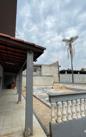 Casa para alugar com 406m², 4 quartos e 6 vagasÁrea comum
