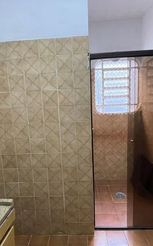 Casa para alugar com 406m², 4 quartos e 6 vagasBanheiro da Suíte 1