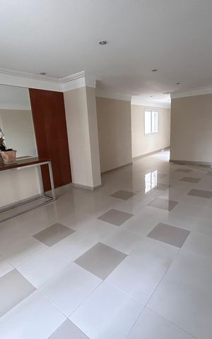Apartamento à venda com 86m², 2 quartos e 2 vagas Apartamento à venda com 86m², 2 quartos e 2 vagasHall de entrada
