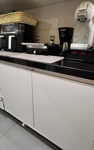 Apartamento à venda com 86m², 2 quartos e 2 vagas Apartamento à venda com 86m², 2 quartos e 2 vagasCozinha