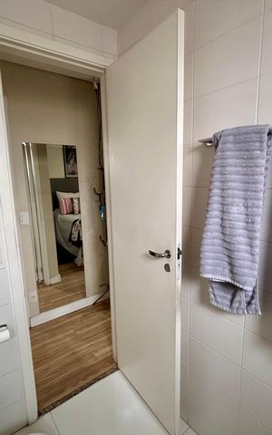 Apartamento à venda com 86m², 2 quartos e 2 vagas Apartamento à venda com 86m², 2 quartos e 2 vagasBanheiro da Suíte 1
