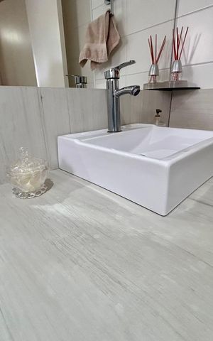 Apartamento à venda com 86m², 2 quartos e 2 vagas Apartamento à venda com 86m², 2 quartos e 2 vagasBanheiro da Suíte 2