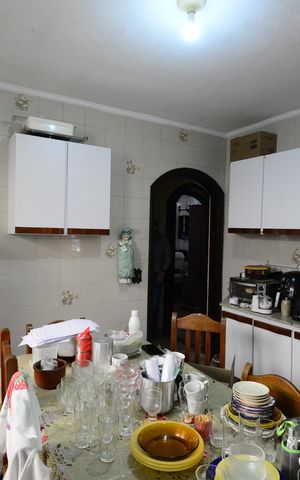 Casa à venda com 250m², 4 quartos e 2 vagasCozinha