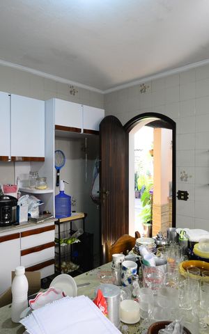 Casa à venda com 250m², 4 quartos e 2 vagasCozinha
