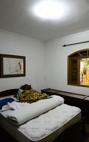Casa à venda com 250m², 4 quartos e 2 vagasSuíte