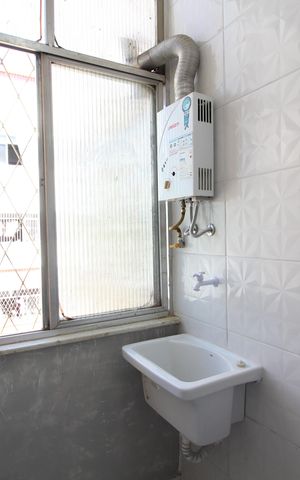 Apartamento à venda com 58m², 2 quartos e 1 vagaÁrea de Serviço