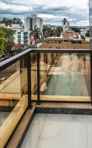 Apartamento à venda com 262m², 4 quartos e 4 vagasSacada