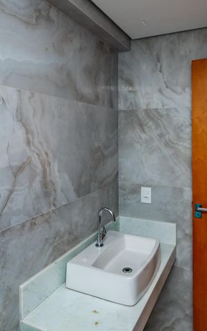 Apartamento à venda com 262m², 4 quartos e 4 vagasBanheiro da Suíte 1