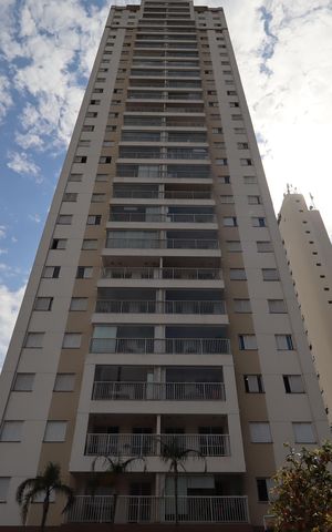 Apartamento à venda com 62m², 2 quartos e 1 vagaFachada