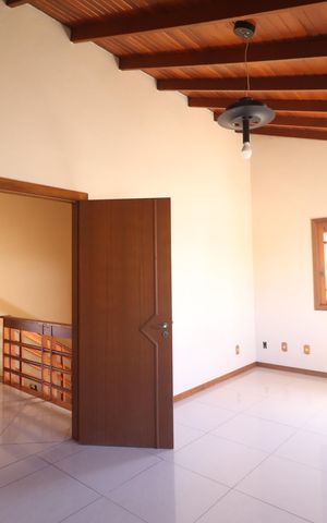 Casa à venda com 223m², 3 quartos e 4 vagasQuarto 3