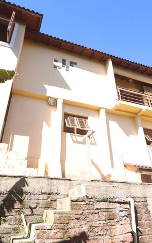 Casa à venda com 223m², 3 quartos e 4 vagasJardim