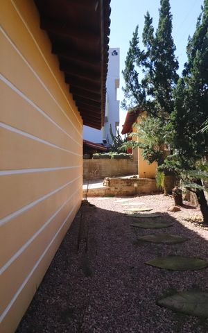 Casa à venda com 223m², 3 quartos e 4 vagasJardim