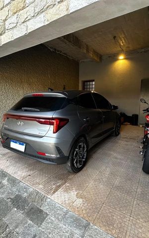 Casa à venda com 300m², 4 quartos e 6 vagas Casa à venda com 300m², 4 quartos e 6 vagasGaragem