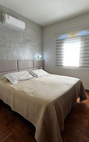 Casa à venda com 300m², 4 quartos e 6 vagas Casa à venda com 300m², 4 quartos e 6 vagasQuarto 1