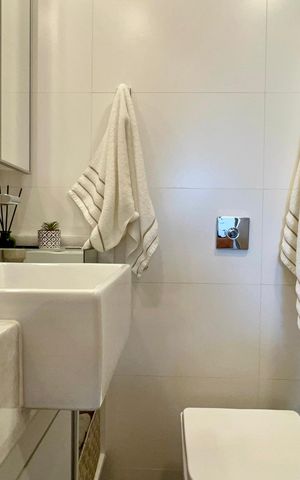Apartamento à venda com 100m², 3 quartos e 1 vaga Apartamento à venda com 100m², 3 quartos e 1 vagaBanheiro