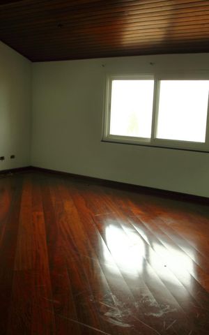 Casa à venda com 322m², 3 quartos e 3 vagasSala 3