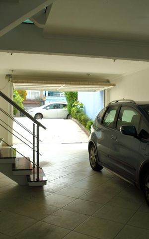 Casa à venda com 322m², 3 quartos e 3 vagasGaragem
