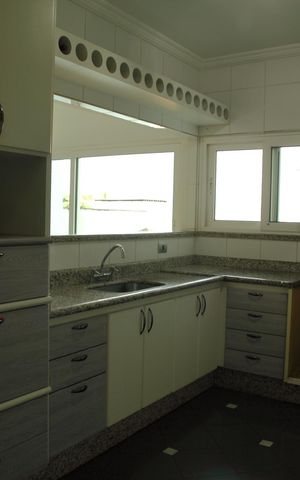 Casa à venda com 322m², 3 quartos e 3 vagasCozinha