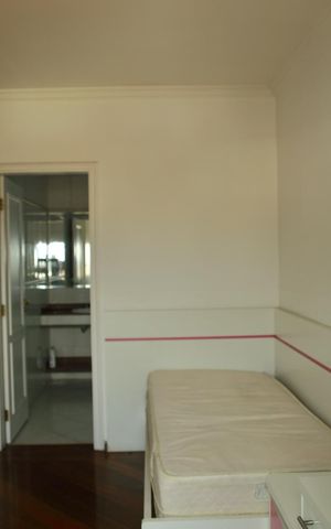 Casa à venda com 322m², 3 quartos e 3 vagasSuíte 2