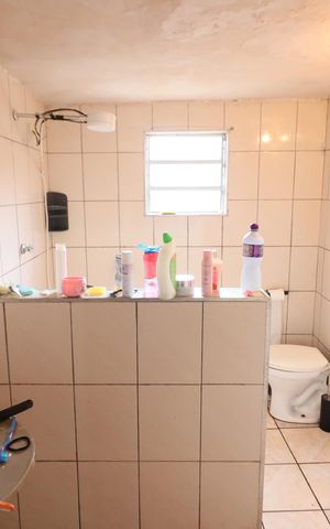 Casa à venda com 293m², 6 quartos e 1 vagaBanheiro Social 3