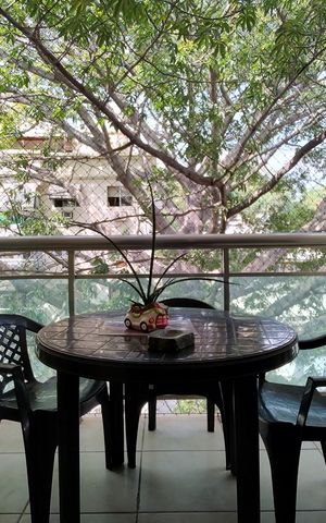 Apartamento à venda com 182m², 3 quartos e 1 vaga Apartamento à venda com 182m², 3 quartos e 1 vagaVaranda