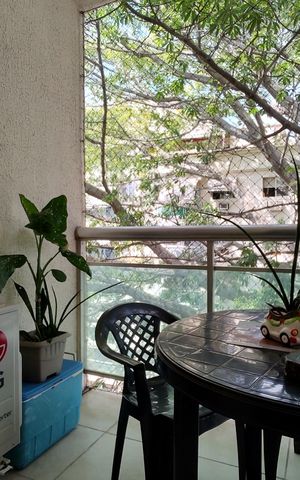 Apartamento à venda com 182m², 3 quartos e 1 vaga Apartamento à venda com 182m², 3 quartos e 1 vagaVaranda