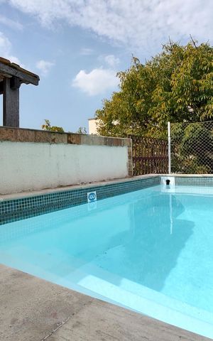 Apartamento à venda com 182m², 3 quartos e 1 vaga Apartamento à venda com 182m², 3 quartos e 1 vagaPiscina