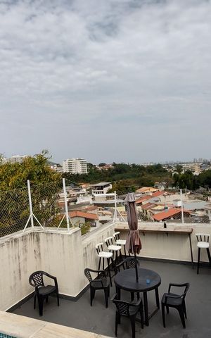 Apartamento à venda com 182m², 3 quartos e 1 vaga Apartamento à venda com 182m², 3 quartos e 1 vagaVista