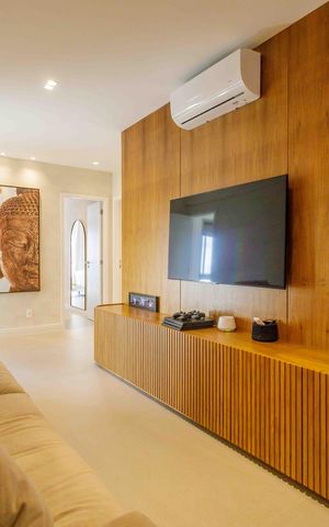 Apartamento à venda com 233m², 4 quartos e 3 vagas Apartamento à venda com 233m², 4 quartos e 3 vagasSala 2
