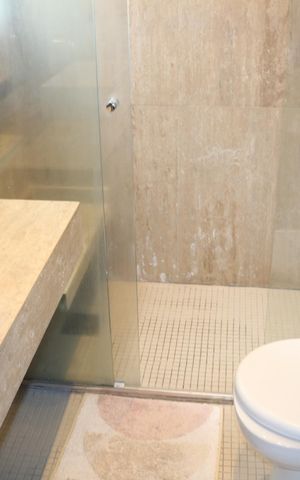 Apartamento à venda com 97m², 3 quartos e 2 vagasBanheiro da Suíte 