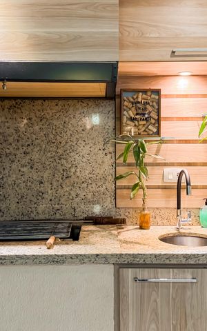 Apartamento à venda com 146m², 3 quartos e 2 vagas Apartamento à venda com 146m², 3 quartos e 2 vagasVaranda gourmet