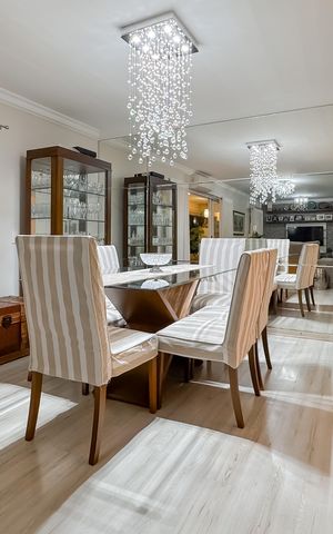 Apartamento à venda com 146m², 3 quartos e 2 vagas Apartamento à venda com 146m², 3 quartos e 2 vagasSala