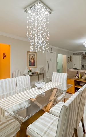 Apartamento à venda com 146m², 3 quartos e 2 vagas Apartamento à venda com 146m², 3 quartos e 2 vagasSala