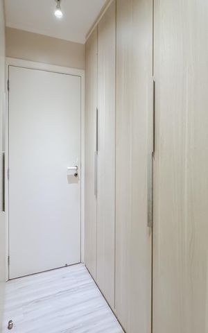 Apartamento à venda com 146m², 3 quartos e 2 vagas Apartamento à venda com 146m², 3 quartos e 2 vagasCloset da Suíte 3