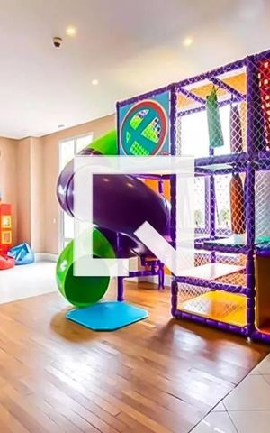 Apartamento à venda com 146m², 3 quartos e 2 vagas Apartamento à venda com 146m², 3 quartos e 2 vagasÁrea comum - Brinquedoteca