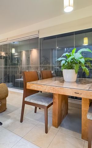 Apartamento à venda com 146m², 3 quartos e 2 vagas Apartamento à venda com 146m², 3 quartos e 2 vagasVaranda gourmet