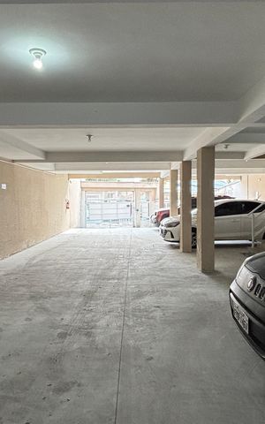 Apartamento à venda com 80m², 2 quartos e 1 vaga Apartamento à venda com 80m², 2 quartos e 1 vagaGaragem