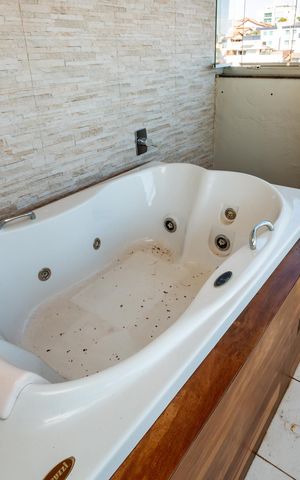 Apartamento à venda com 8469m², 3 quartos e 2 vagasCobertura 